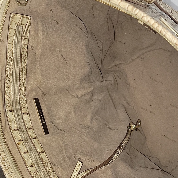 Large Brahmin Tan Croc Embossed Tote Shoulder Bag - Picture 11 of 14